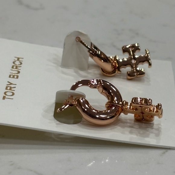 TORY BURCH ROSE GOLD KIRA LOGO HUGGIE HOOP EARRINGS - Picture 5 of 10